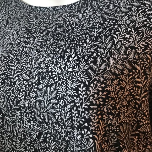 Old Navy Floral Top, XS - Picture 2 of 5